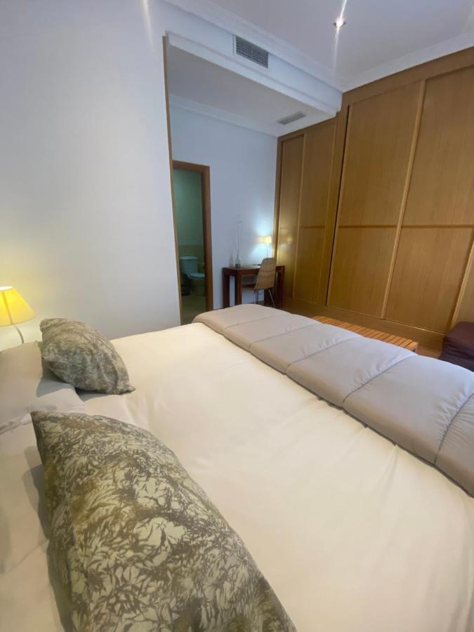 Apartamentos Caces Екстериор снимка