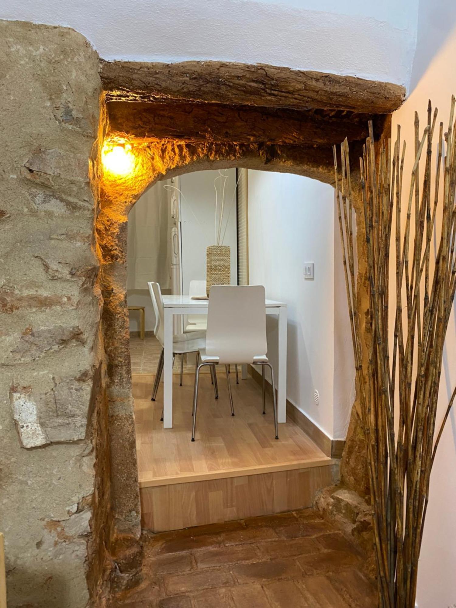 Apartamentos Caces Екстериор снимка