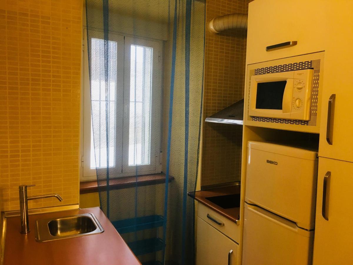 Apartamentos Caces Екстериор снимка